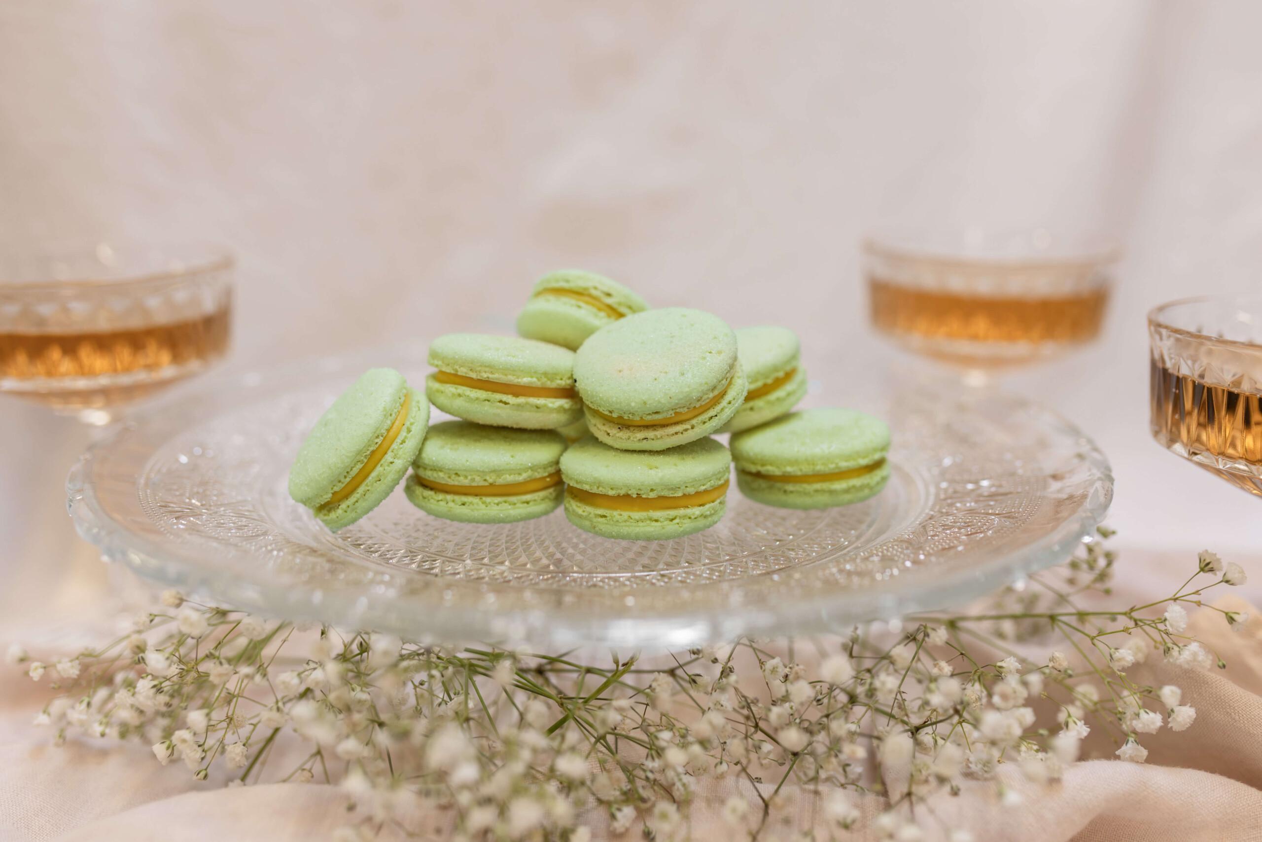 Aprikoosi-limemacaron